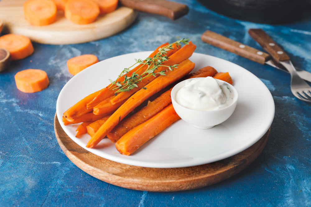 Carrot Sticks with Hummus