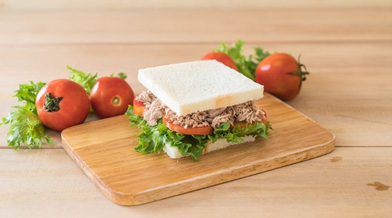 9 Fast-Food Chains That Serve The Best Tuna Sandwiches