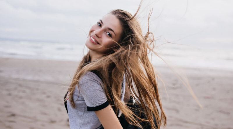 How to Achieve Effortlessly Natural-Looking Beach Waves