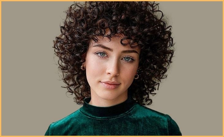 Short and Textured Curls