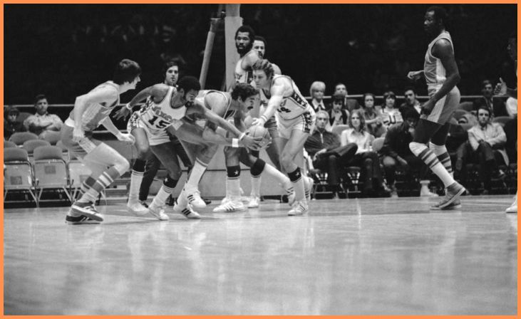 1972-73 Philadelphia 76ers (NBA)