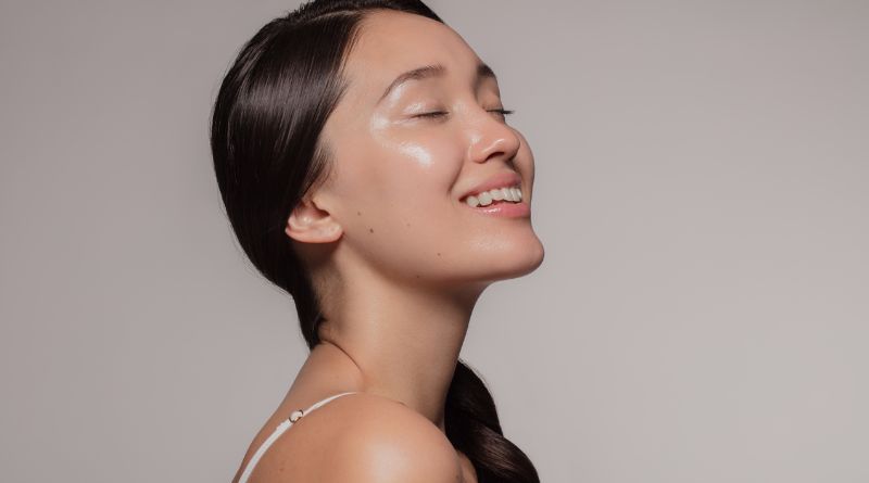 7 Lifestyle Tips To Make Your Skin Glow