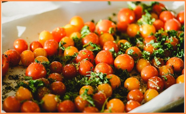 Cherry Tomatoes with Herbed Cheese