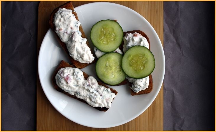 Cucumber Slices with Cottage Cheese
